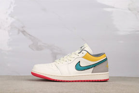 Jordan 1 Low Premium Lace Toggle