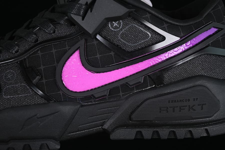 RTFKT x Nike Dunk Low Genesis Void