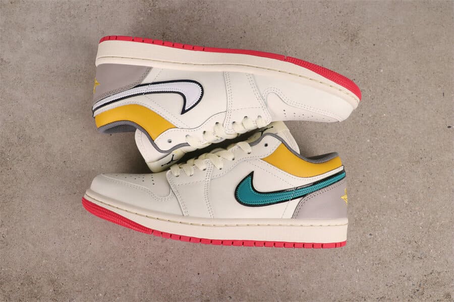 Jordan 1 Low Premium Lace Toggle