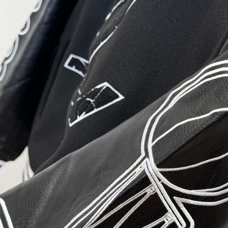 Jaqueta Louis Vuitton x NBA Leather Preta