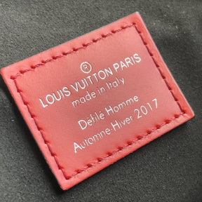 Pronta Entrega - Mochila Louis Vuitton Christopher x Supreme