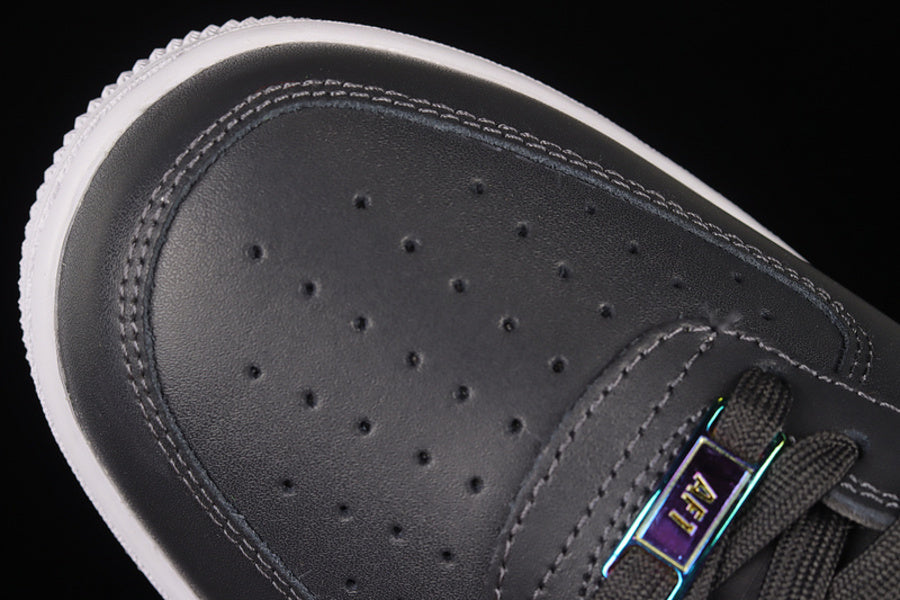 Pronta Entrega - Air Force 1 PRM Black Carabiner