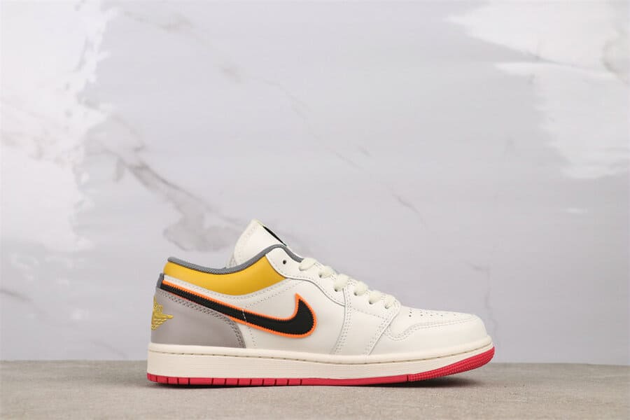 Jordan 1 Low Premium Lace Toggle